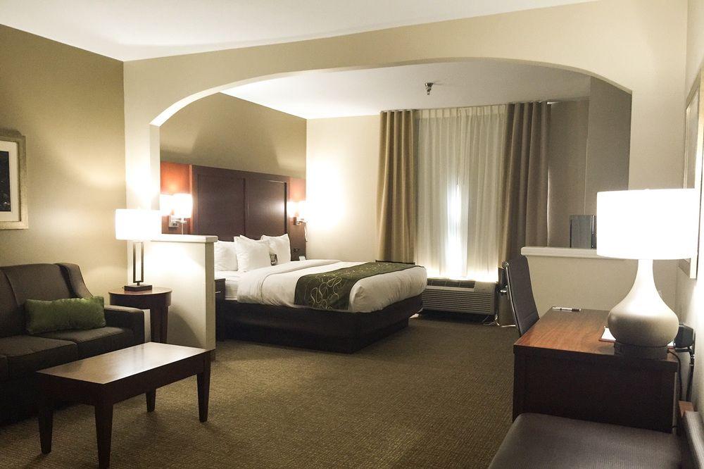 Comfort Suites Johnson City Near University Extérieur photo