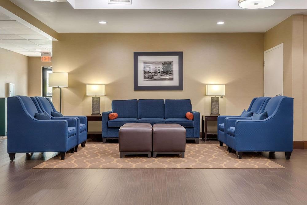 Comfort Suites Johnson City Near University Extérieur photo