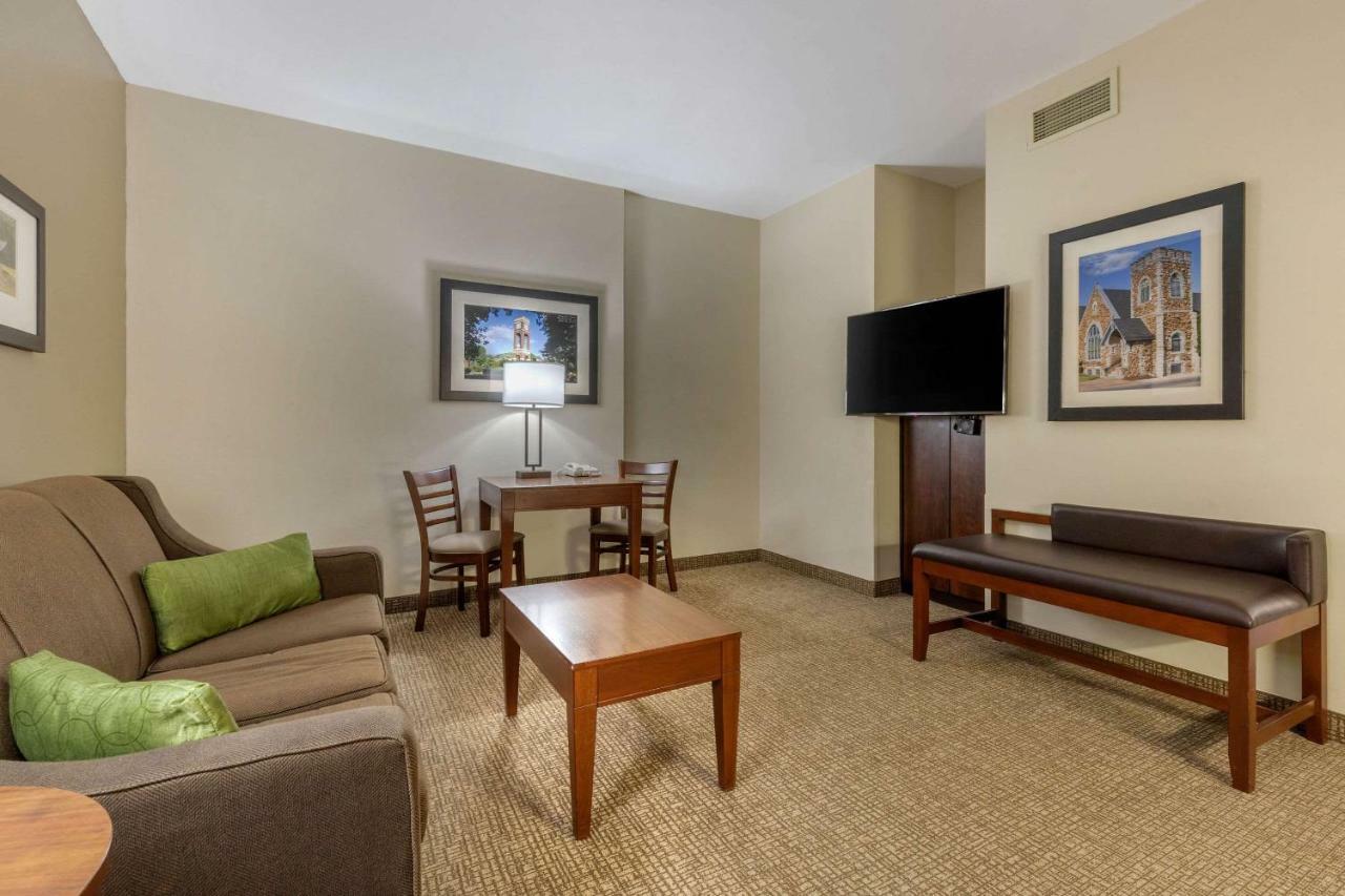 Comfort Suites Johnson City Near University Extérieur photo